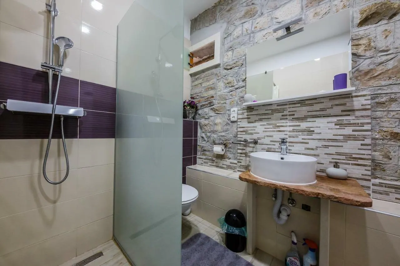 Apartman Lavanda Kastela Apartment